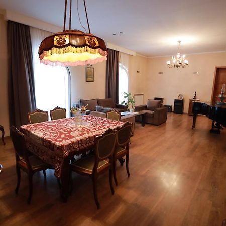 Apartment At 12 Baratashvili Street Tbilisi Exteriér fotografie